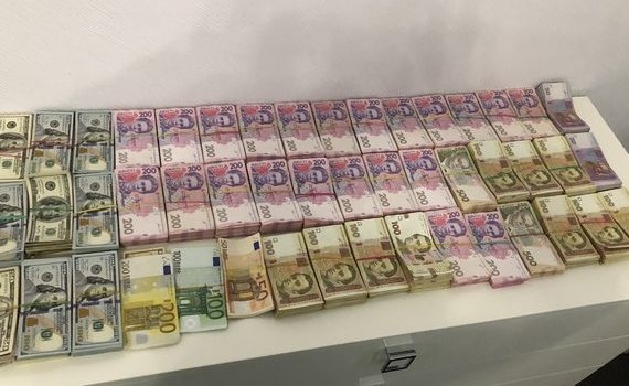 Коммерческий банк выводил денежные средства в оффшор: СБУ разоблачила преступную схему